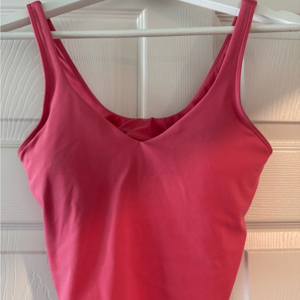 Size 4 Align Crop